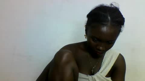 sofia online show from 03/02/26, 01:41