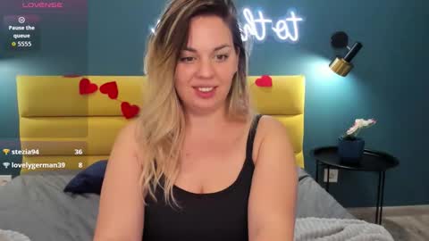 Sofia online show from 02/27/26, 01:55