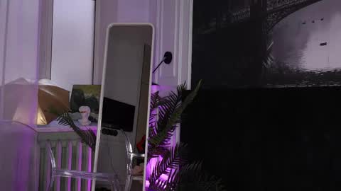 Sofia online show from 10/29/25, 05:42