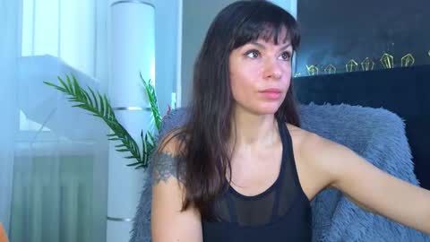 Sofia online show from 03/04/26, 06:41