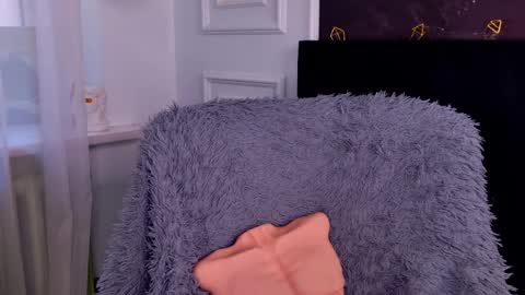 Sofia online show from 04/30/26, 06:09