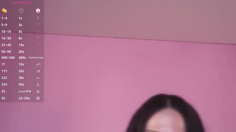 Snapshot of sofiahelberg chatting on 02/18/26, 10:33 Third day here my name Eva online show from 02/18/26, 10:33