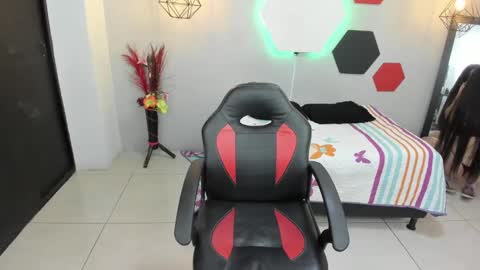 Snapshot of sofiakey chatting on 01/31/25, 06:24 sofia online show from 01/31/25, 06:24