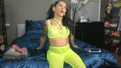 Snapshot of sofialuxxts chatting on 01/11/26, 10:48 Sofia Luxx TS online show from 01/11/26, 10:48