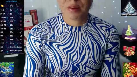 Snapshot of sofiamadisson chatting on 12/19/24, 02:13 Sofia Madisson online show from 12/19/24, 02:13