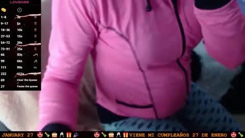 Snapshot of sofiamadisson chatting on 01/10/25, 01:09 Sofia Madisson online show from 01/10/25, 01:09