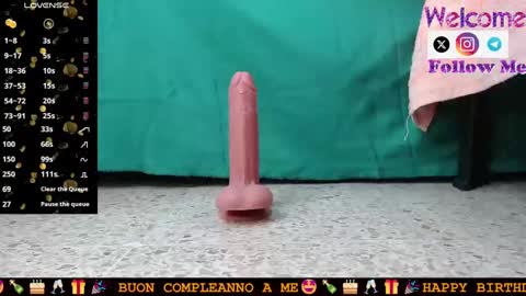 Snapshot of sofiamadisson chatting on 01/29/25, 04:19 Sofia Madisson online show from 01/29/25, 04:19