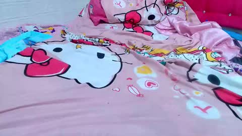 Snapshot of sofiamillerrs chatting on 12/21/25, 11:01 Sofiamillerrs online show from 12/21/25, 11:01