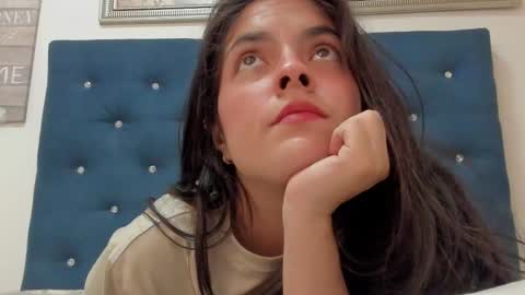 Snapshot of sofianesvat1 chatting on 02/11/25, 11:43 Sofi - next broadcast today 1030pm Colombia time online show from 02/11/25, 11:43