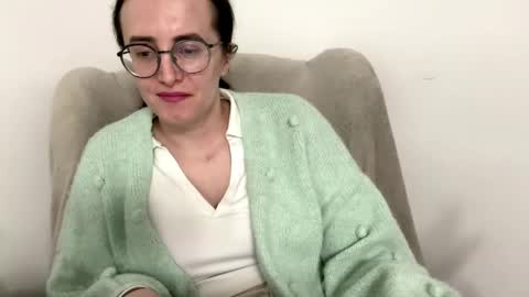 Sofia online show from 04/29/26, 05:30