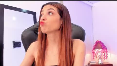 Sofia  Help me reach 5K followers  online show from 09/23/25, 08:23