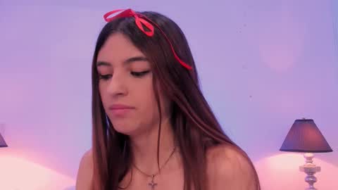 Sofia  Help me reach 5K followers  online show from 11/21/25, 09:13