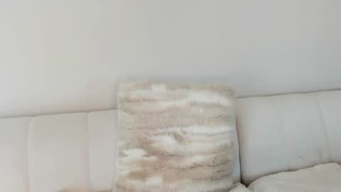 Snapshot of sofiaskyy chatting on 12/13/24, 08:37 SOFIA online show from 12/13/24, 08:37