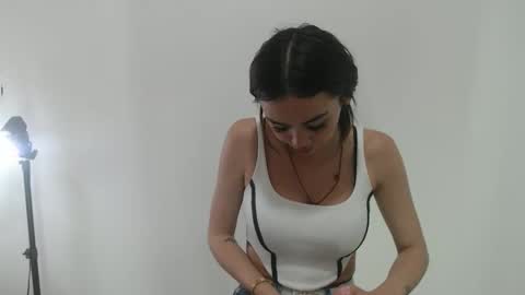 Sofia online show from 02/11/26, 07:08