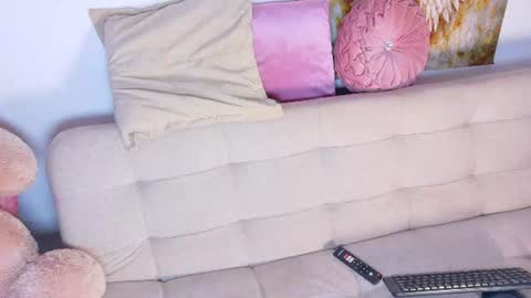 Sofia Stanley online show from 06/21/26, 10:56