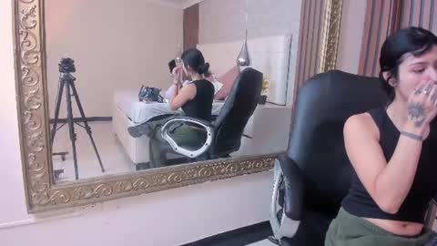 Snapshot of sofiathoompson chatting on 06/28/26, 09:21 sofiathoompson online show from 06/28/26, 09:21
