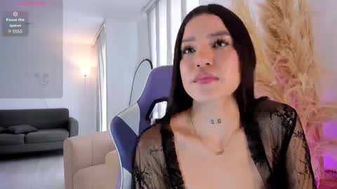 sofia wiliam   online show from 03/09/26, 12:53