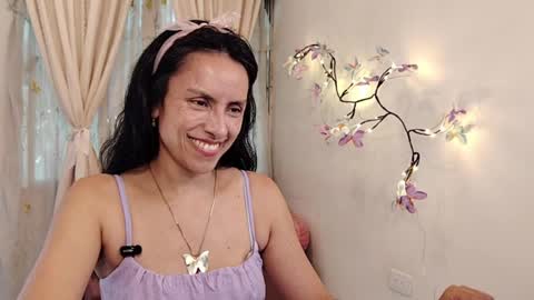 Snapshot of sofibelladelavega chatting on 04/06/26, 07:04 Sofi Bella online show from 04/06/26, 07:04