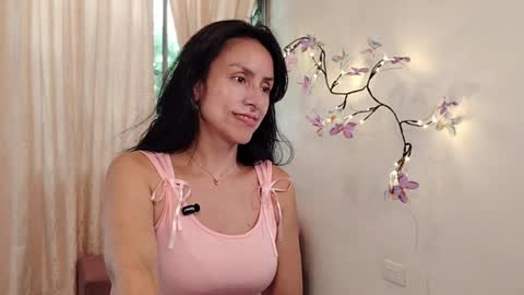 Snapshot of sofibelladelavega chatting on 04/07/26, 07:14 Sofi Bella online show from 04/07/26, 07:14