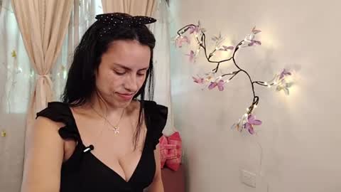 Snapshot of sofibelladelavega chatting on 04/22/26, 07:15 Sofi Bella online show from 04/22/26, 07:15