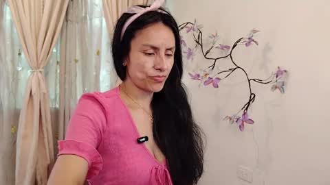 Snapshot of sofibelladelavega chatting on 05/13/26, 07:33 Sofi Bella online show from 05/13/26, 07:33