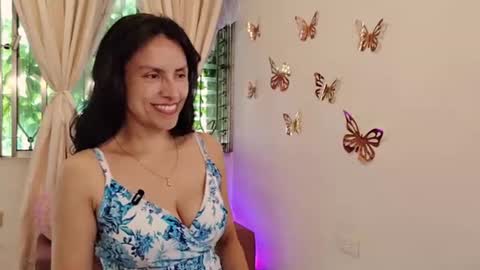 Sofi Bella online show from 06/20/26, 07:05