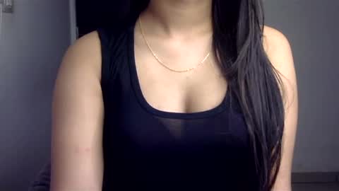 Snapshot of sofie_diva chatting on 01/15/25, 06:51 divya online show from 01/15/25, 06:51