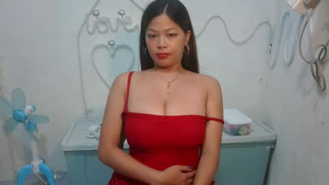 sofie_loorexx online show from 05/05/26, 09:28