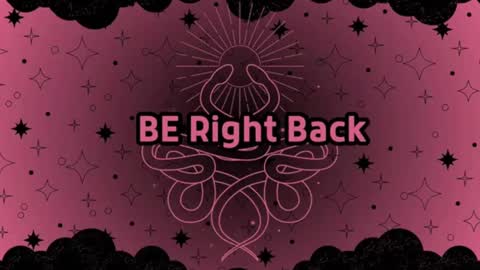 Snapshot of sofie_storm chatting on 01/12/25, 12:44 Vicky online show from 01/12/25, 12:44