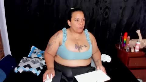 Vicky  online show from 03/18/26, 05:38