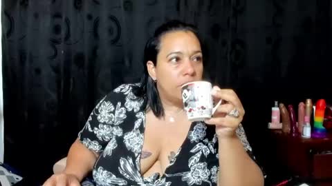 Vicky  online show from 04/22/26, 11:01