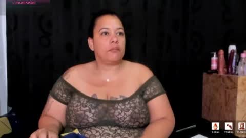 Snapshot of sofie_storm chatting on 06/25/26, 11:26 Vicky online show from 06/25/26, 11:26