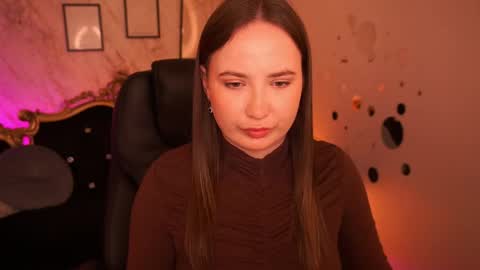 Snapshot of sofiebloom chatting on 04/27/26, 12:08 Sofie online show from 04/27/26, 12:08