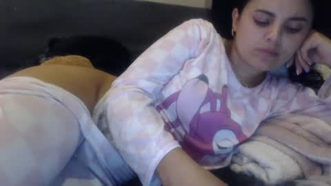 Snapshot of sofigarcia17 chatting on 12/17/25, 03:34 sofi online show from 12/17/25, 03:34