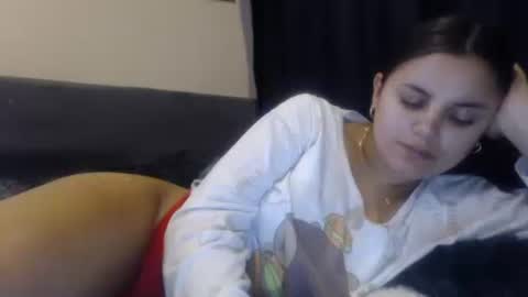 Snapshot of sofigarcia17 chatting on 02/22/26, 03:40 sofi online show from 02/22/26, 03:40