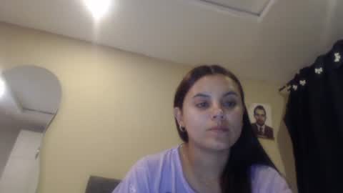 Snapshot of sofigarcia17 chatting on 03/03/26, 03:45 sofi online show from 03/03/26, 03:45