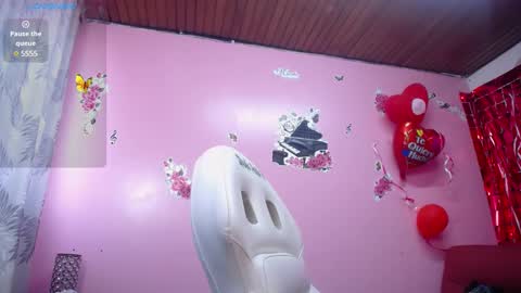 Snapshot of sofii_cute01 chatting on 03/03/25, 12:48 sofii_cute01 online show from 03/03/25, 12:48