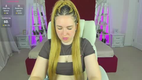 Snapshot of sofii_darling chatting on 04/10/26, 04:44 sofii_darling online show from 04/10/26, 04:44