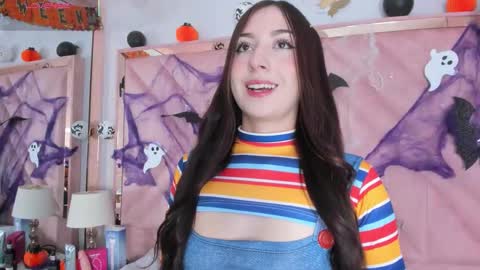 sofii_jones online show from 10/31/25, 10:00
