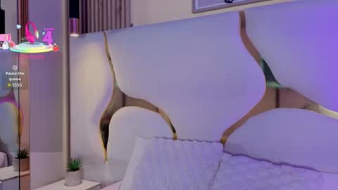 sofii_jones online show from 05/13/26, 08:49