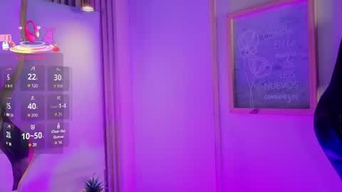 sofii_jones online show from 06/24/26, 10:09