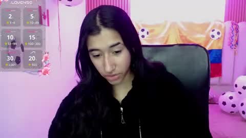 Sofii  online show from 06/18/26, 03:07