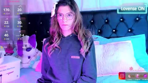 sofiia cute  online show from 02/18/26, 02:29