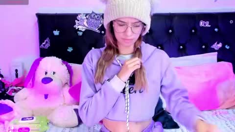 sofiia cute  online show from 05/01/26, 04:06