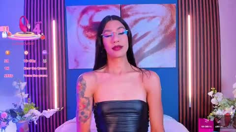 Sofi online show from 09/29/25, 01:49