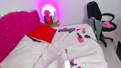 Sofia online show from 12/12/24, 10:31