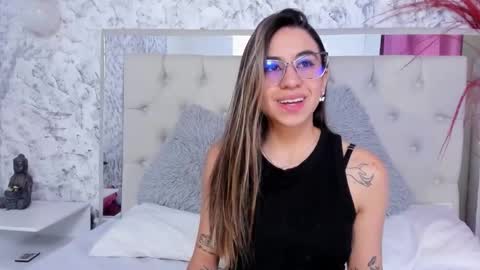 Sofi Malkova online show from 10/22/25, 04:18