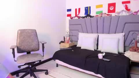      online show from 06/21/26, 11:24