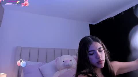 Sofia online show from 09/26/25, 04:27