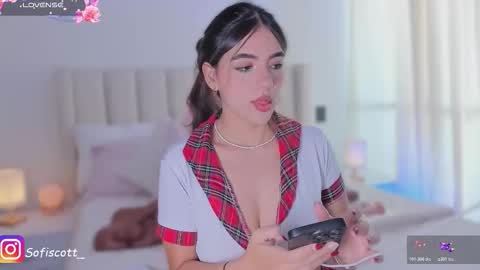 Sofia online show from 12/14/25, 06:23